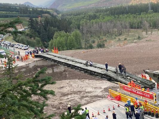 Curb Weight 32.5t Prefabricated Steel Bridge Axle Load  LT-20 Simple Structure