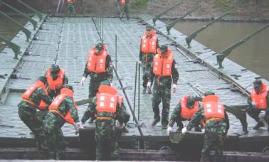 Load Capacity Tracked Load 60t Army Pontoon Bridge Fast Erectiion